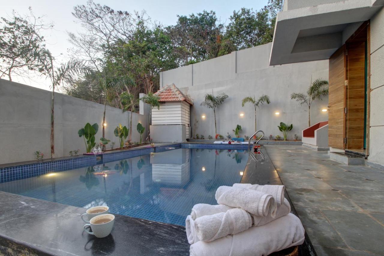 Euphoria Luxury Villa - 5Bhk - Private Pool - Jacuzzi, Бага Екстериор снимка
