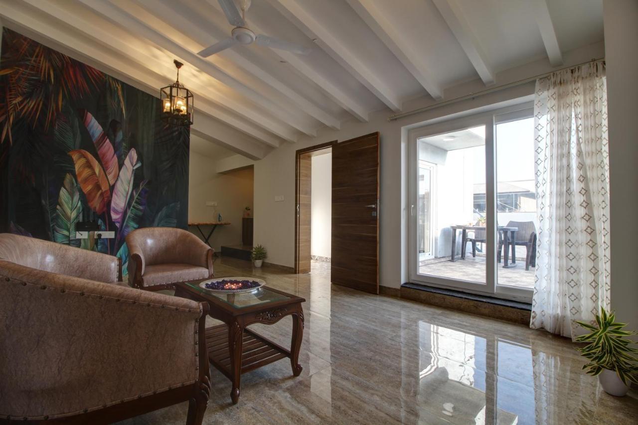 Euphoria Luxury Villa - 5Bhk - Private Pool - Jacuzzi, Бага Екстериор снимка