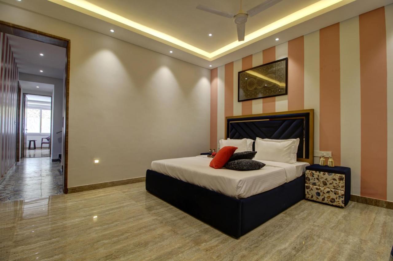 Euphoria Luxury Villa - 5Bhk - Private Pool - Jacuzzi, Бага Екстериор снимка