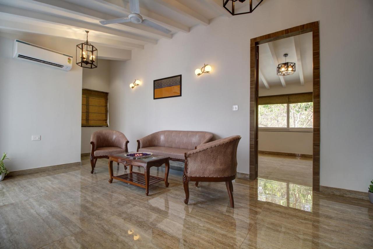 Euphoria Luxury Villa - 5Bhk - Private Pool - Jacuzzi, Бага Екстериор снимка