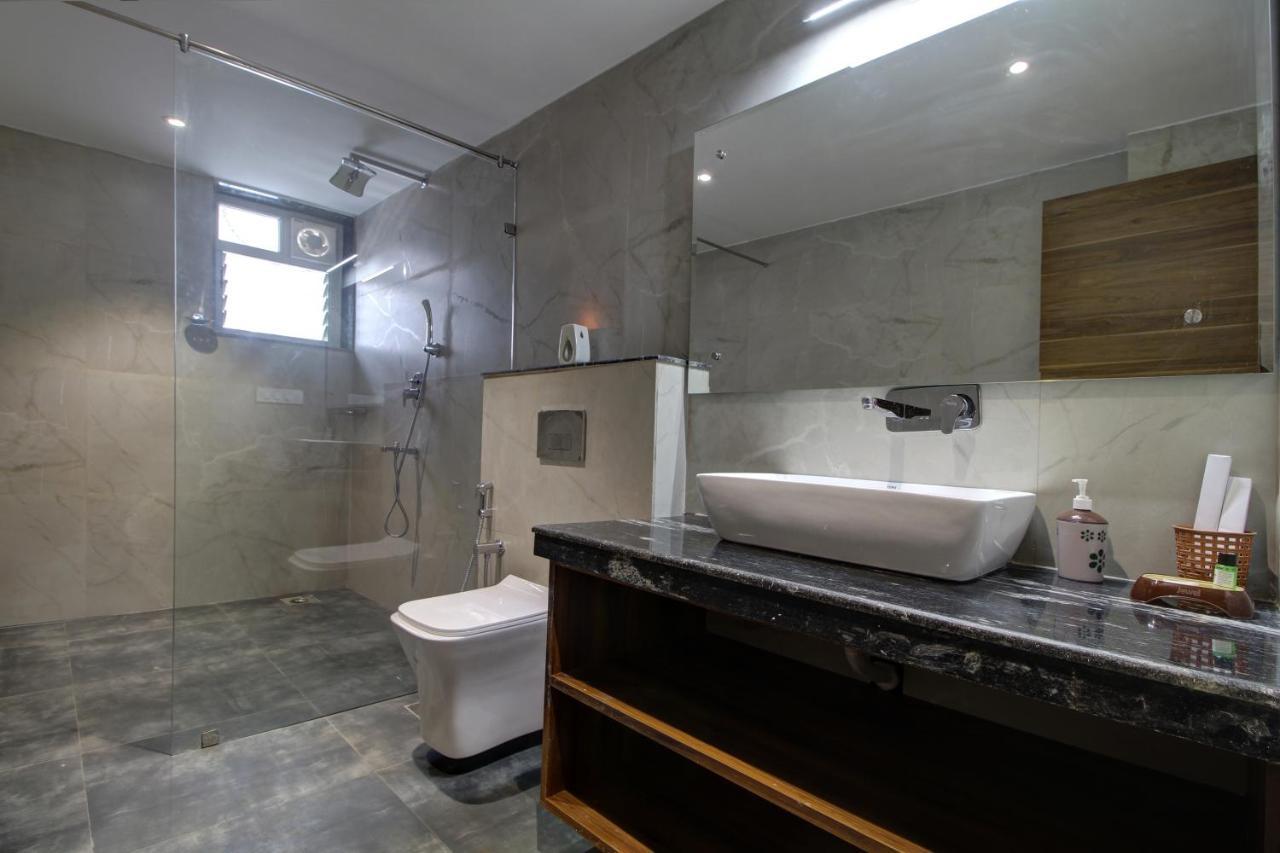 Euphoria Luxury Villa - 5Bhk - Private Pool - Jacuzzi, Бага Екстериор снимка