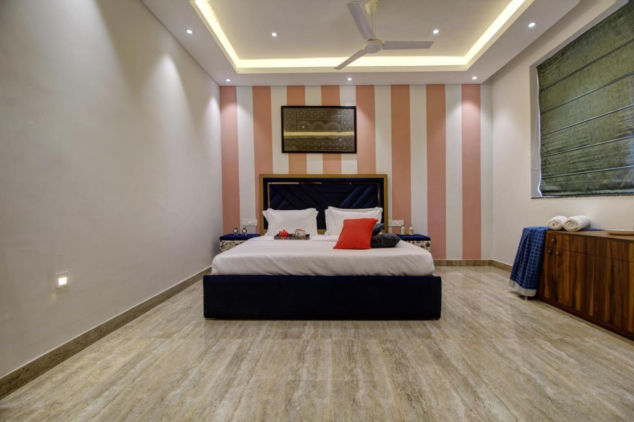 Euphoria Luxury Villa - 5Bhk - Private Pool - Jacuzzi, Бага Екстериор снимка