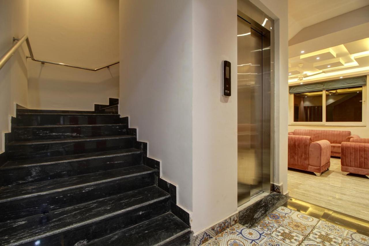 Euphoria Luxury Villa - 5Bhk - Private Pool - Jacuzzi, Бага Екстериор снимка